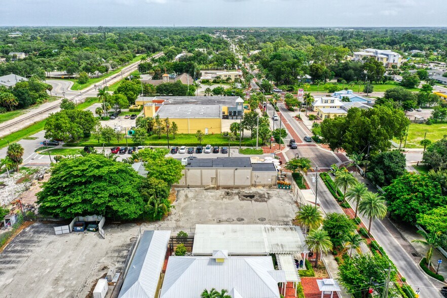 More Photos Of 27550 Old 41 Rd, Bonita Springs Restaurant For Lease