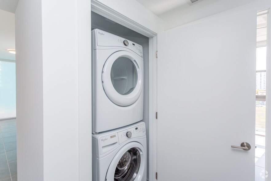 More Photos Of 180 NE 29th St, Miami Apartments For Lease