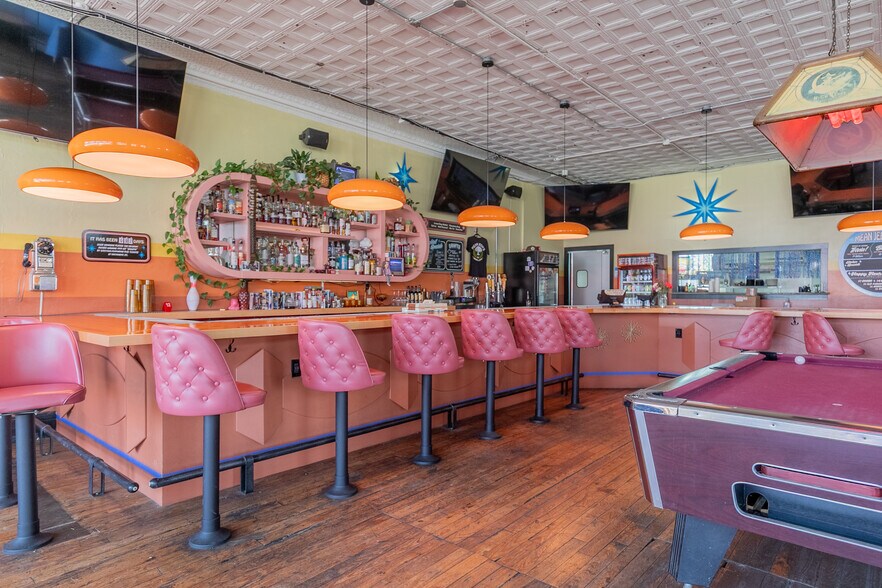 More Photos Of 1804 E Main St, Chattanooga General Retail For Sale