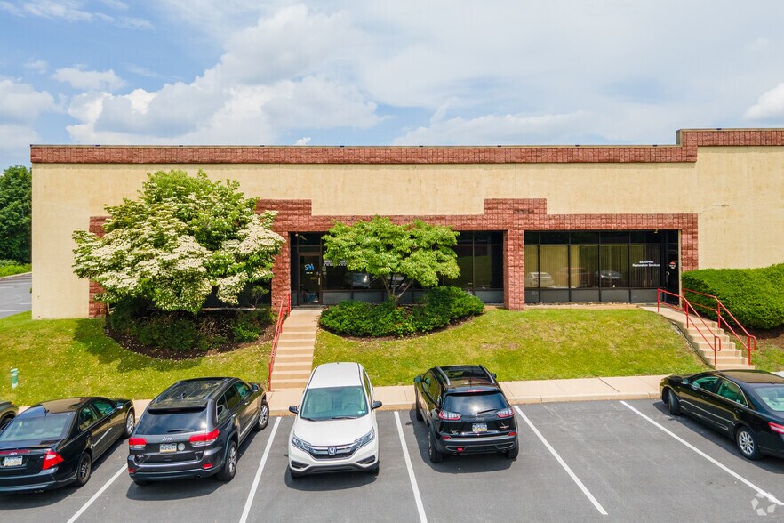 More Photos Of 602 Jeffers Cir, Exton Office For Lease
