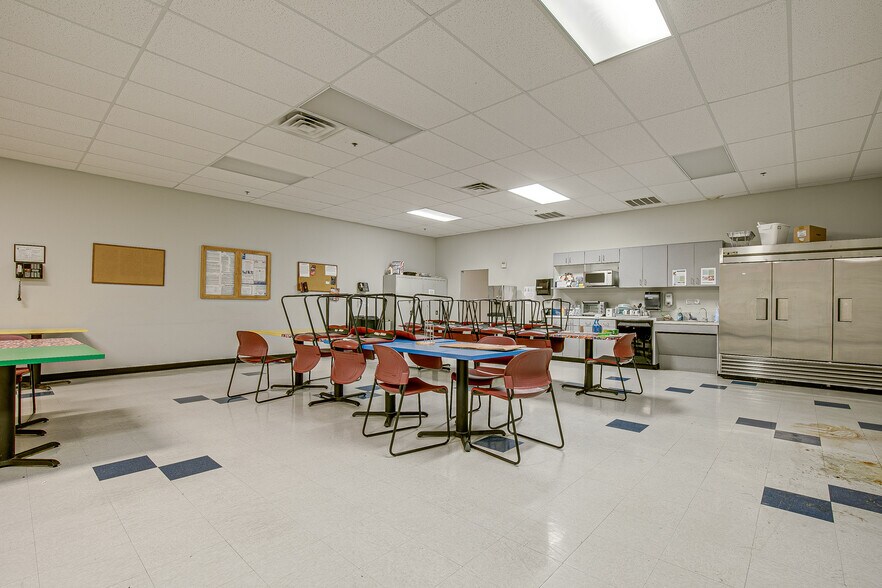 More Photos Of 2500 Discovery Blvd, Rockwall Office For Lease