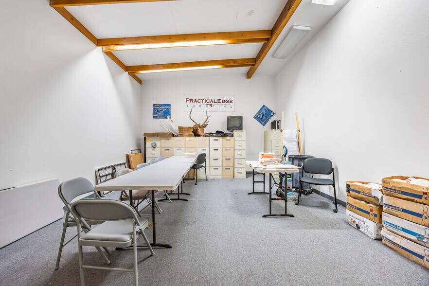 More Photos Of 7509 W Deschutes Rd, Kennewick Office For Sale