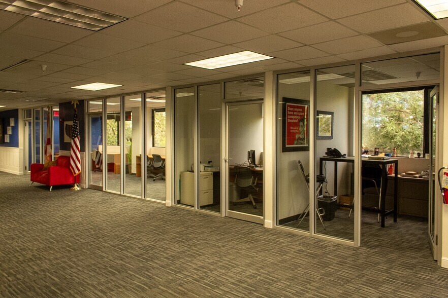 More Photos Of 12425 28th St N, Saint Petersburg Office For Lease