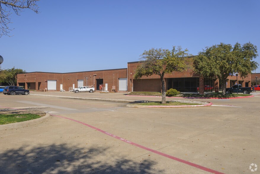 More Photos Of 715 N Glenville Dr, Richardson Unknown For Lease