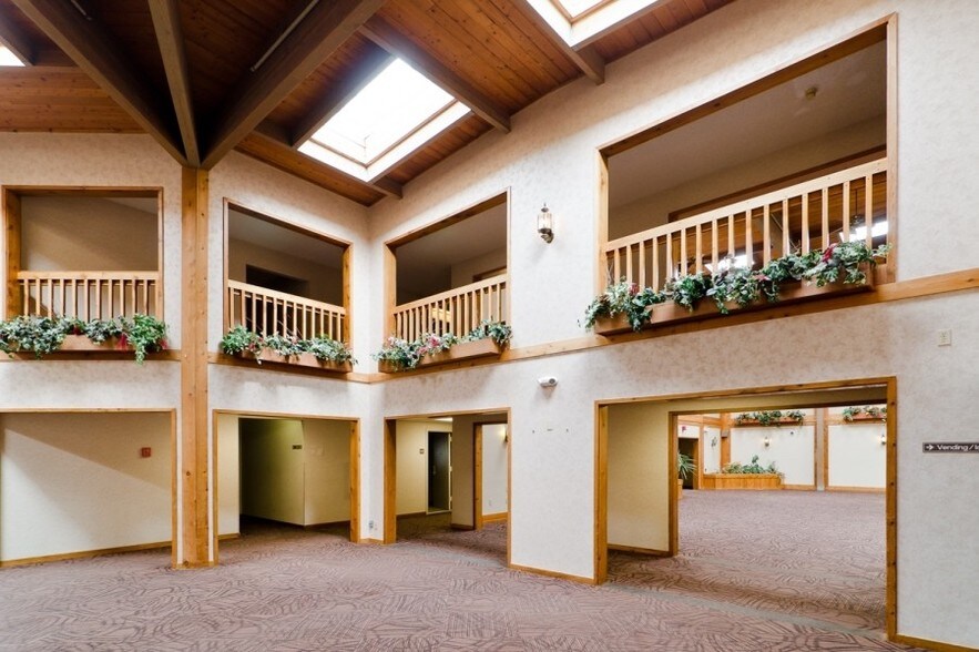 More Photos Of 2300 Lincoln Way, Clinton Hotel For Sale