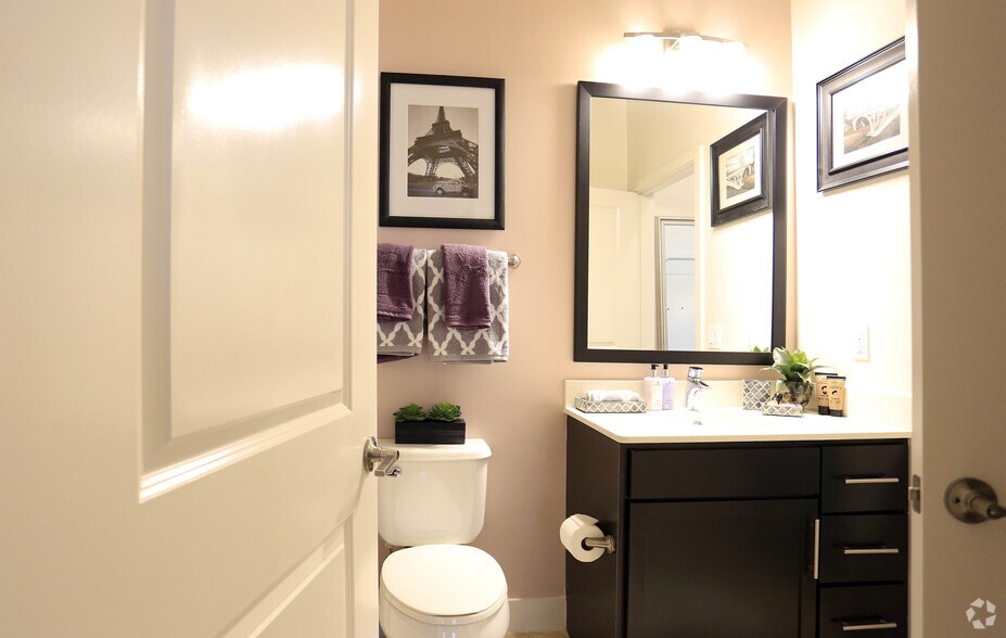 More Photos Of 515 West Ave, Norwalk Unknown For Lease