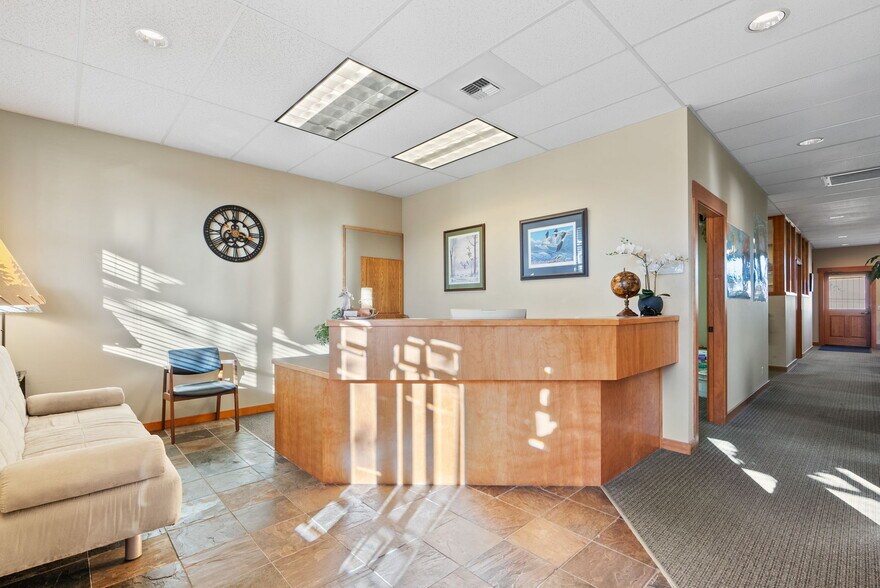 More Photos Of 392 W Main Ave, Sisters Medical For Sale