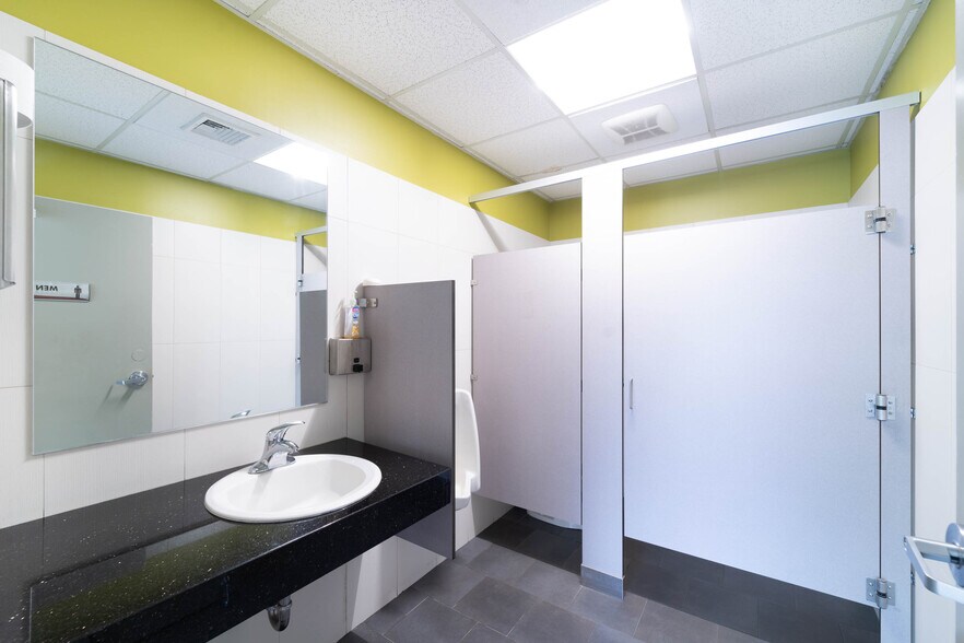 More Photos Of 37 North Ave, Norwalk Office For Lease