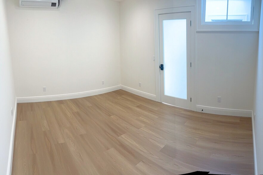 More Photos Of 47 Newtown Ln, East Hampton Coworking Space