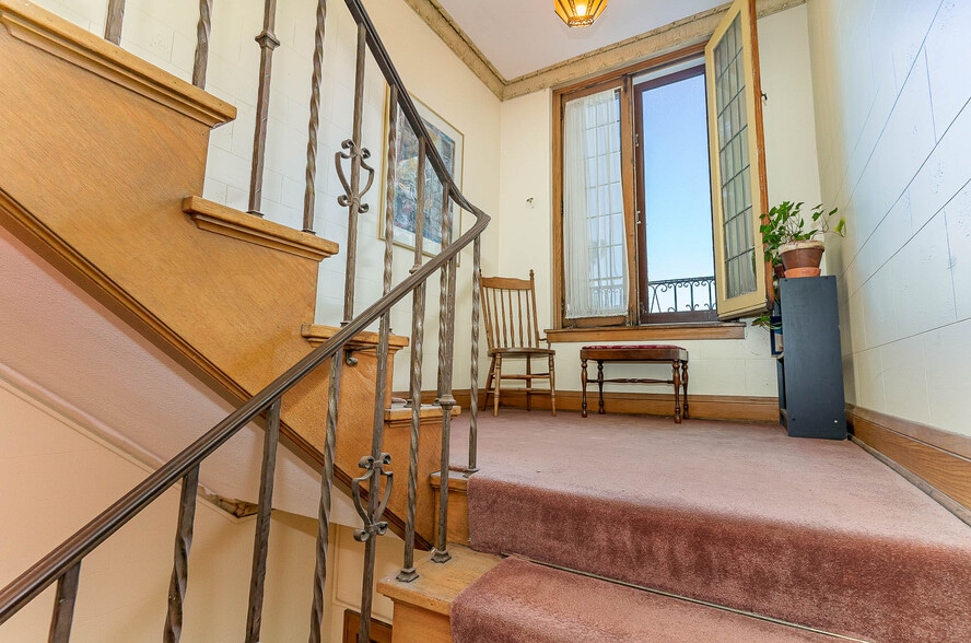 More Photos Of 2719 Park Ave, Minneapolis Apartments For Sale