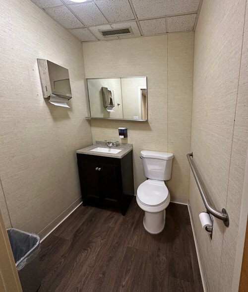 More Photos Of 2630 E Chestnut Ave, Vineland Medical For Sale