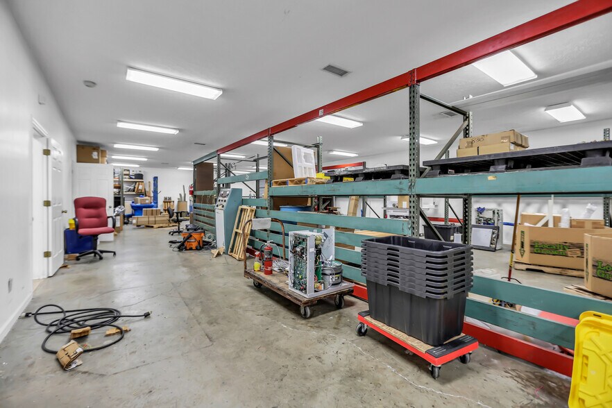 More Photos Of 5 Industrial Park Dr, Hendersonville Freestanding For Sale