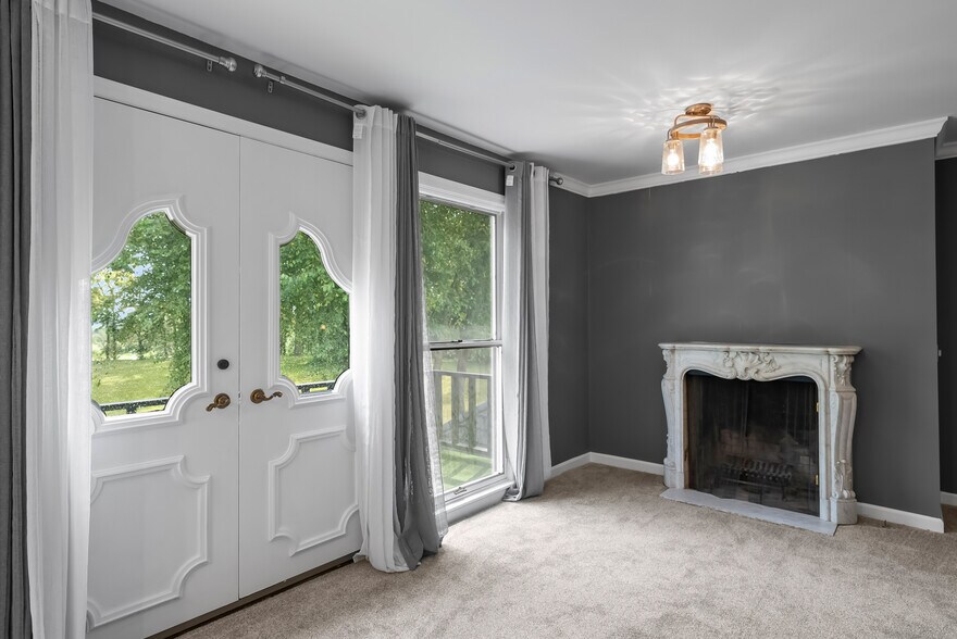 More Photos Of 1901 Moffet Rd, Saint Joseph Specialty For Sale