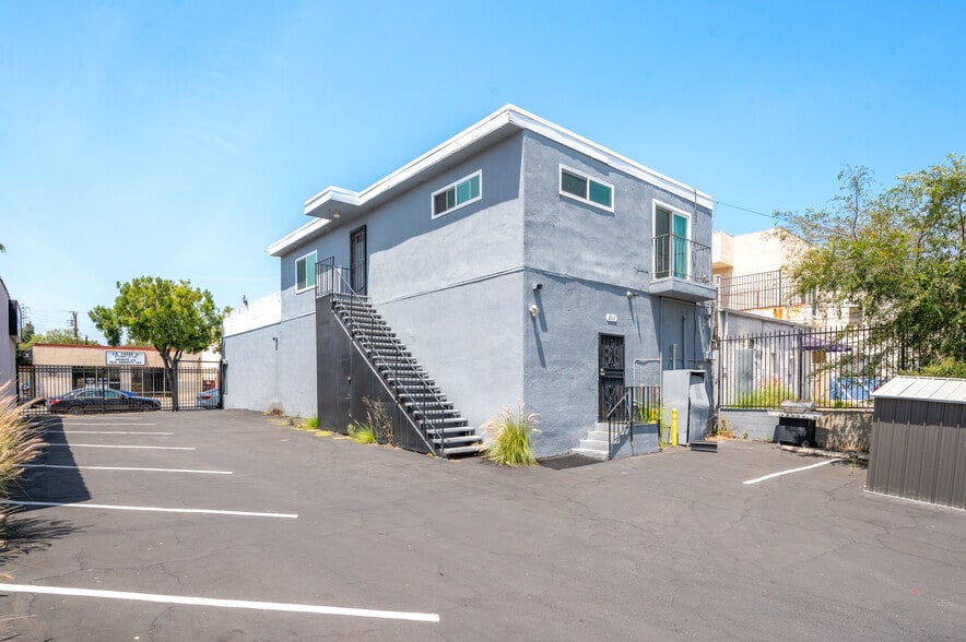 More Photos Of 2517 W Beverly Blvd, Montebello Storefront Retail Residential For Sale
