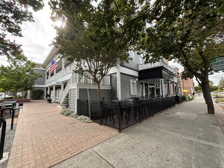 More Photos Of 321 Hartz Ave, Danville Storefront Retail Office For Sale