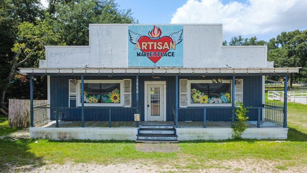 Primary Photo Of 1255 W Highway 6, Alvin Freestanding For Sale