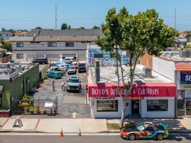 Primary Photo Of 17007-17009 Hawthorne Blvd, Lawndale Storefront Retail Office For Sale
