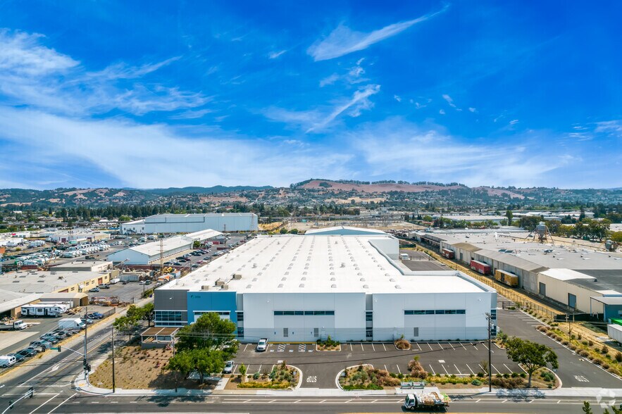 More Photos Of 2756 Alvarado St, San Leandro Warehouse For Lease