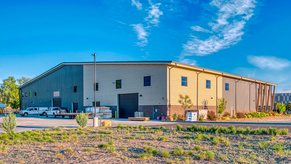 More Photos Of 1227 Mayfly Dr, Montrose Manufacturing For Sale