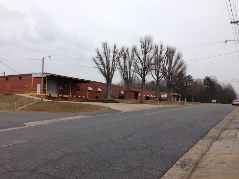 More Photos Of 900 W Academy St, Cherryville Manufacturing For Sale