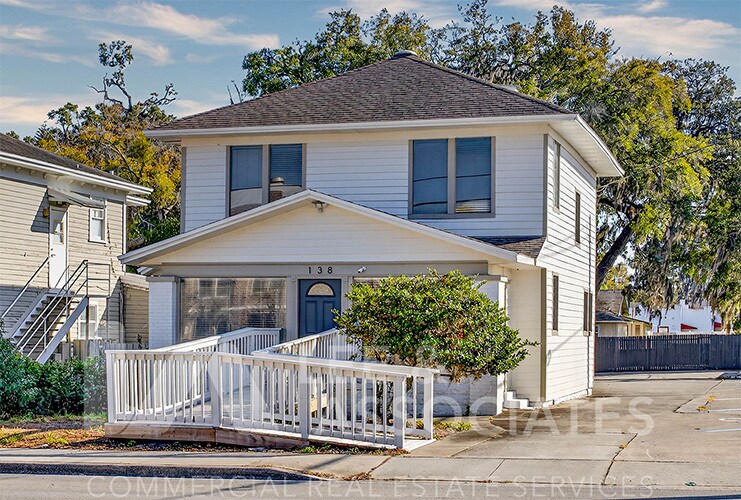 Primary Photo Of 138 E Gore St, Orlando Medical For Sale
