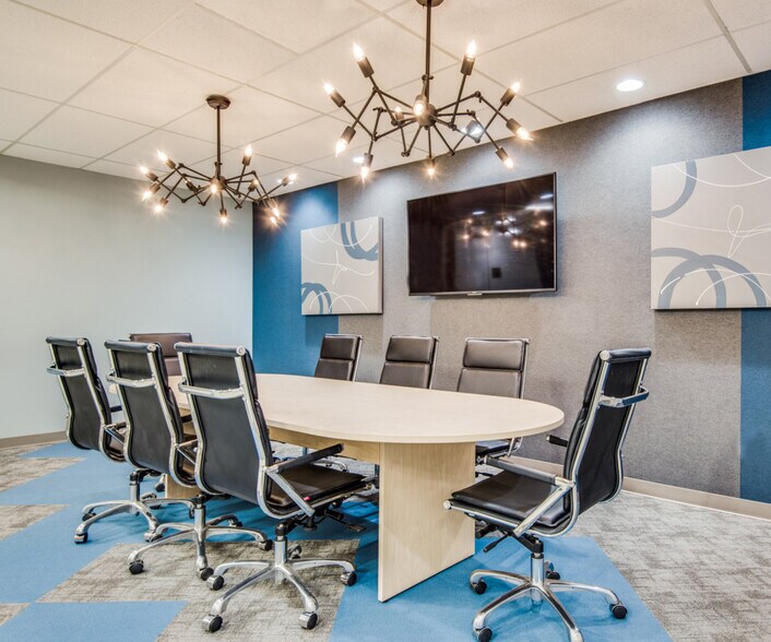 More Photos Of 4001 McEwen Rd, Farmers Branch Unknown For Lease