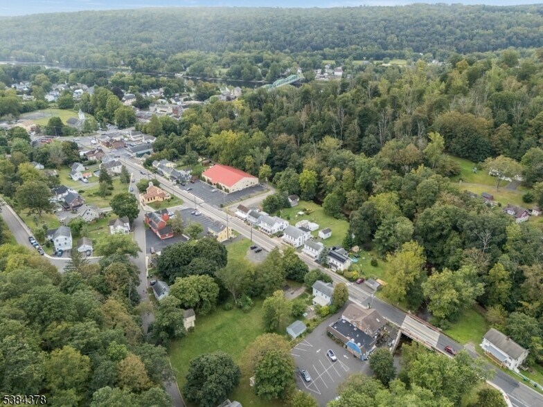 More Photos Of 92 Water St, Milford Restaurant For Sale