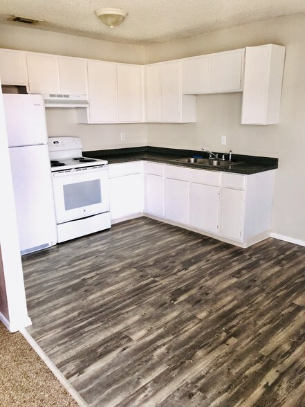 More Photos Of 334 S Archdale Dr, Pueblo West Apartments For Sale