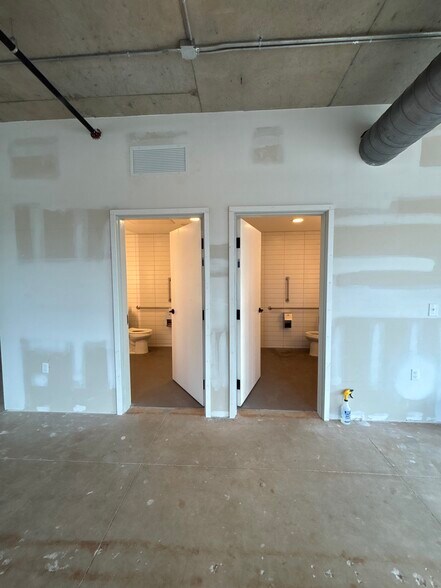 More Photos Of 337 SE 3rd St, Bentonville Apartments For Lease