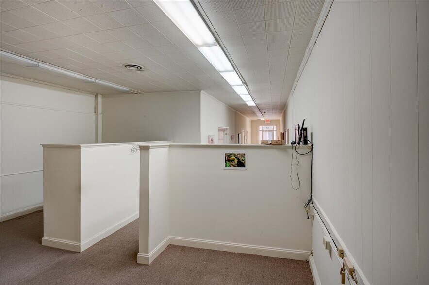 More Photos Of 100 W Antietam St, Hagerstown Office For Lease