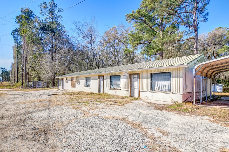 More Photos Of 1456 Trojan Rd, Cross Storefront Retail Office For Lease