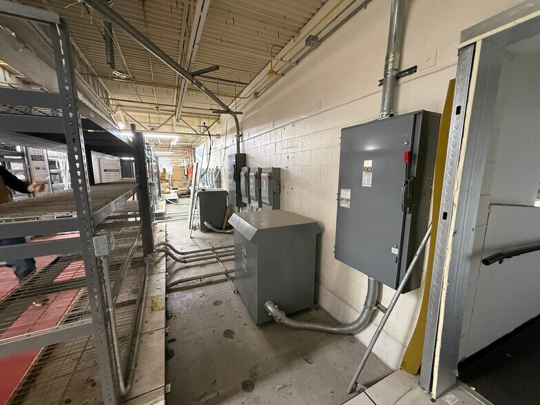 More Photos Of 12626A Dairy Ashford, Sugar Land Industrial For Sale