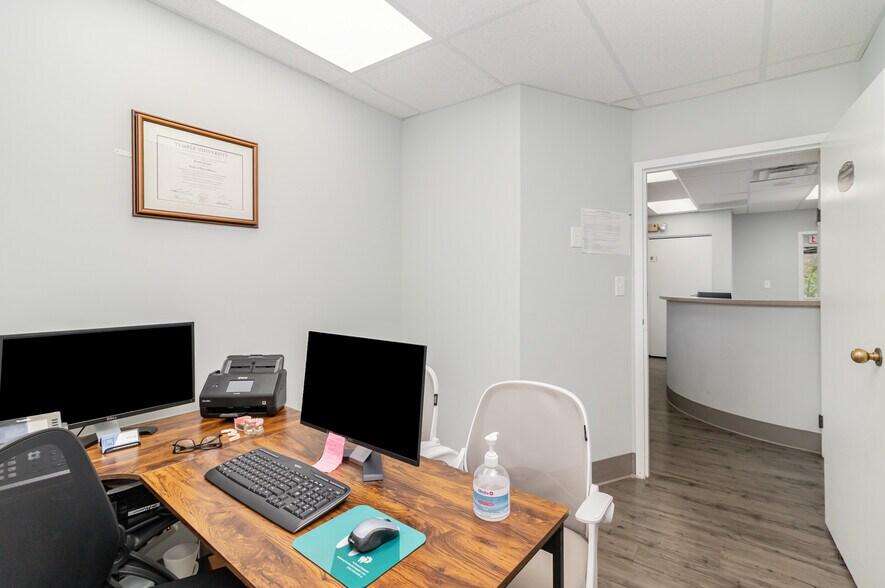 More Photos Of 2751 Blue Rock Rd, Cincinnati Medical For Sale