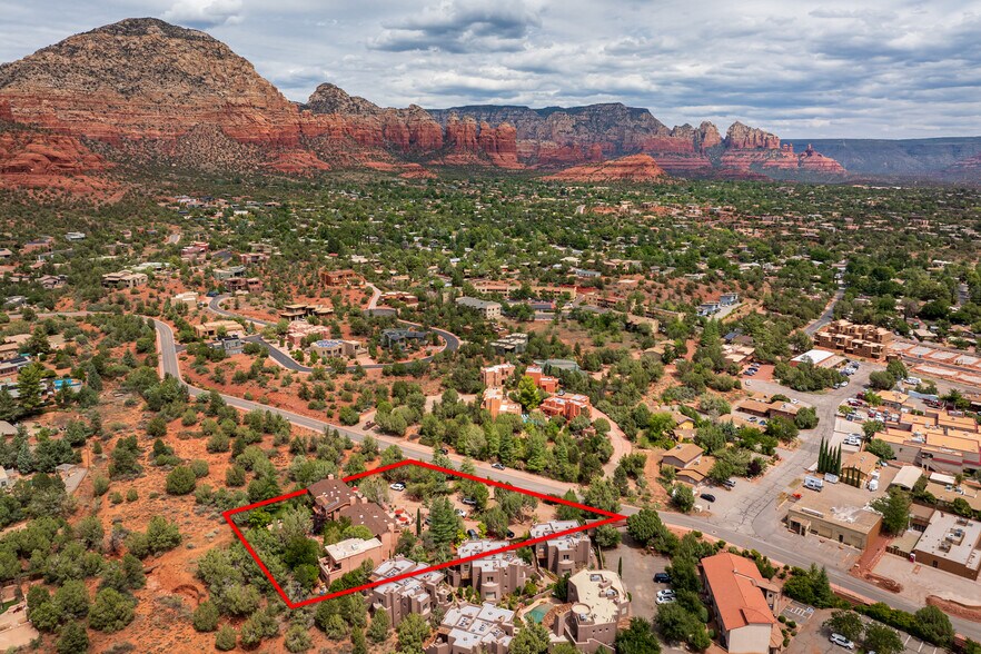 More Photos Of 55 Hozoni Dr, Sedona Hotel For Sale
