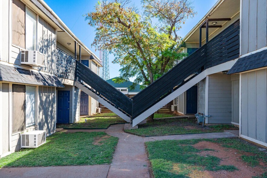 More Photos Of 501 Elm St, Sweetwater Apartments For Sale