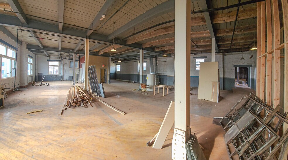 Primary Photo Of 1930 E Huntingdon St, Philadelphia Warehouse For Lease