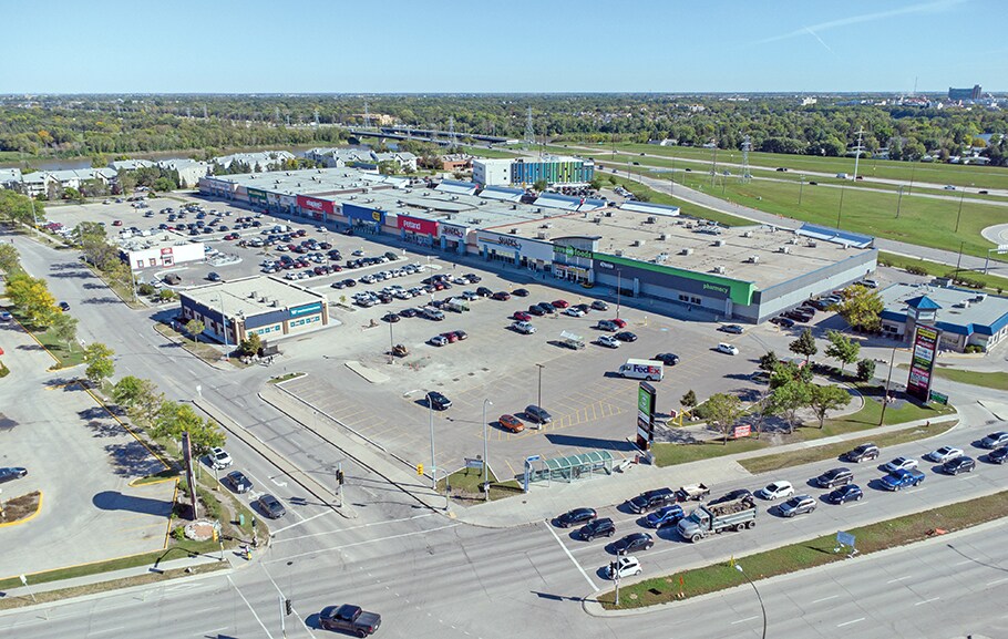 More Photos Of 1910 Pembina Hwy S, Winnipeg Freestanding For Lease