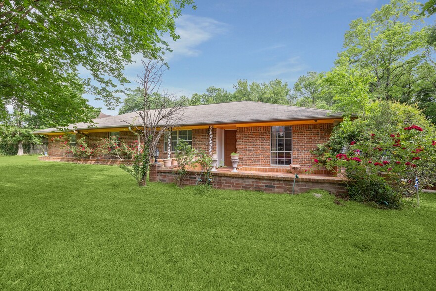 Primary Photo Of 1631 Gault Rd, Houston Flex For Sale