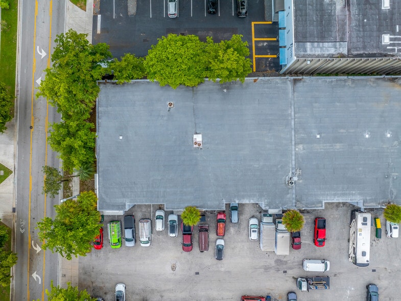 More Photos Of 2693 W 76th St, Hialeah Warehouse For Sale