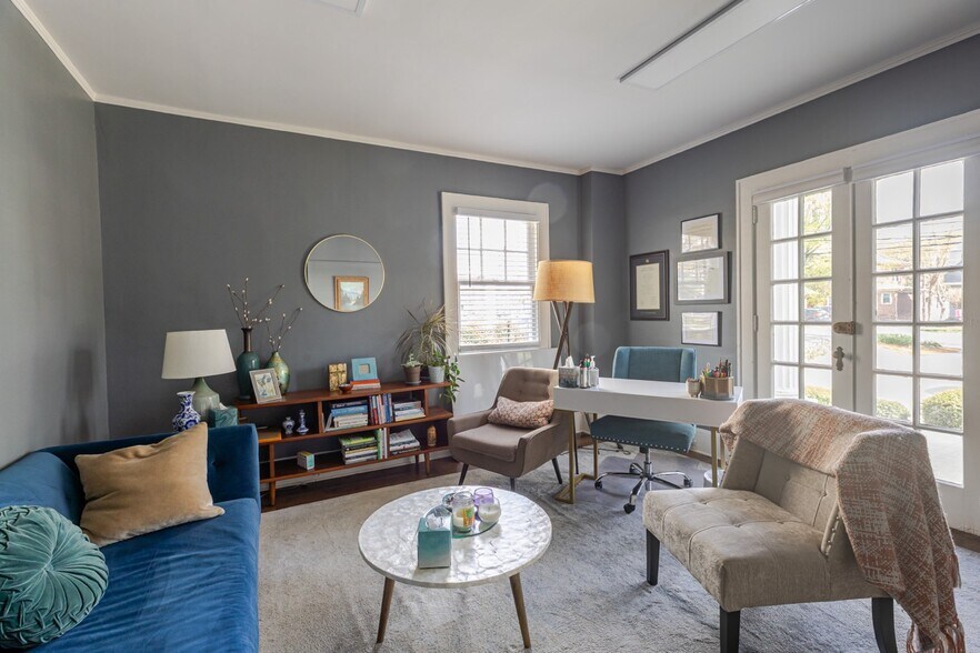 More Photos Of 2036 E 7th St, Charlotte Loft Creative Space For Sale