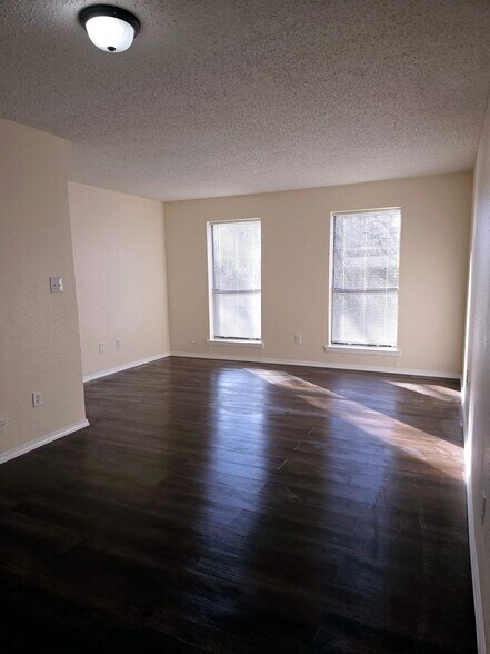 More Photos Of 1001 Westside Pky, Atoka Apartments For Sale