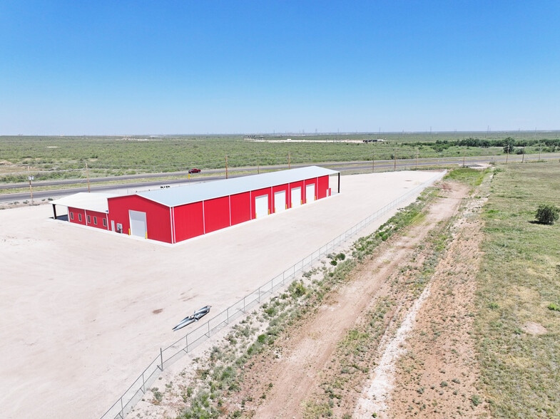More Photos Of 930 338 loop, Odessa Warehouse For Lease