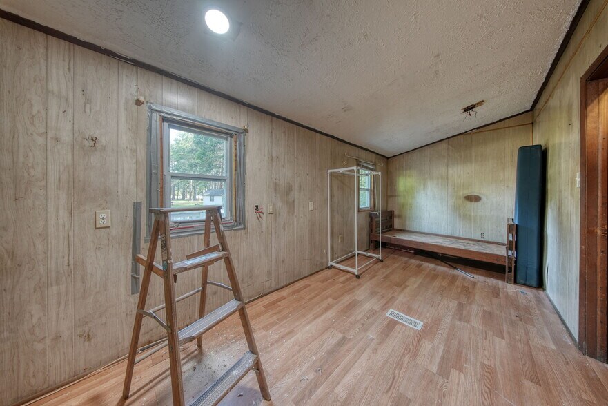 More Photos Of 7 Decker Ln, Port Jervis Apartments For Sale