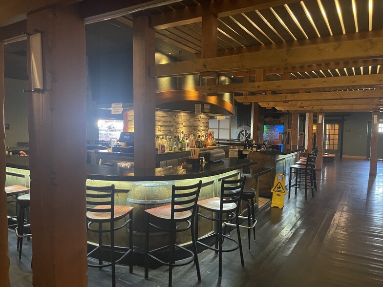 More Photos Of 20 N Raymond Rd, Spokane Restaurant For Sale