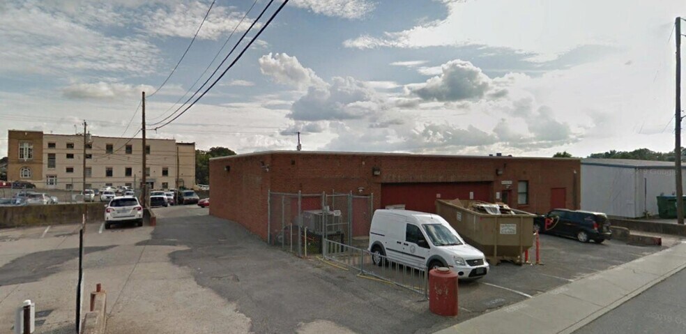 Primary Photo Of 46 Aston St, Asheville Light Manufacturing For Lease