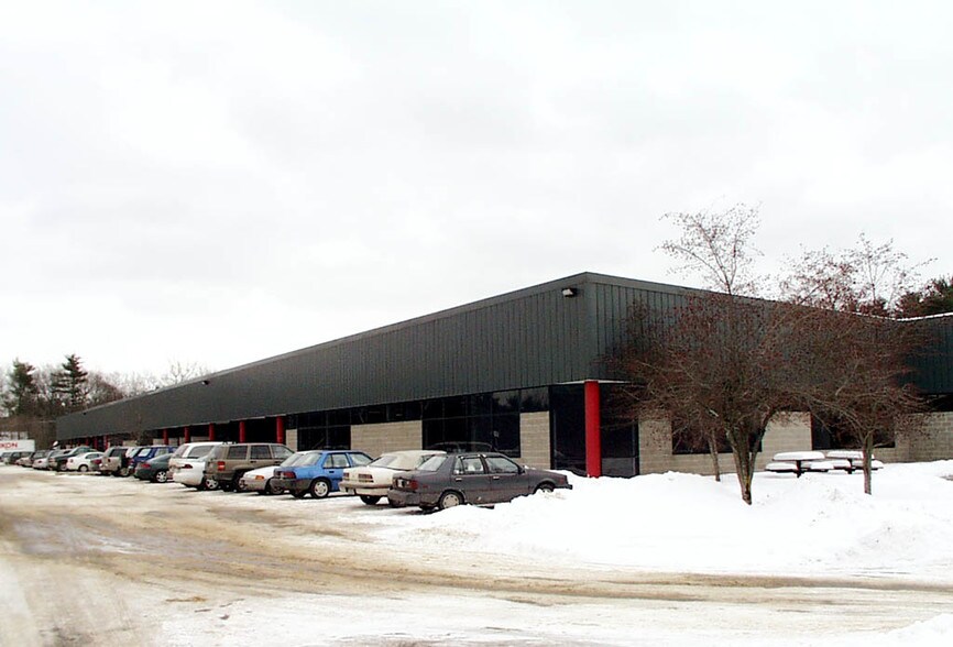 More Photos Of 399 River Rd, Hudson Light Manufacturing For Lease