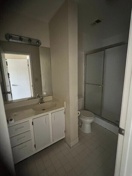 More Photos Of 711 NW 91st Ter, Plantation Apartments For Sale