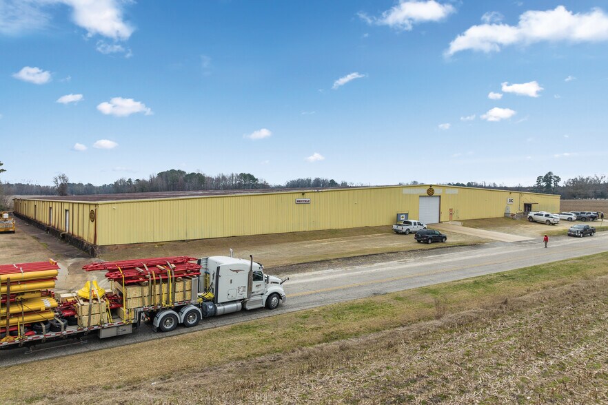 Primary Photo Of 1010 Industrial Dr, Fairmont Industrial For Sale