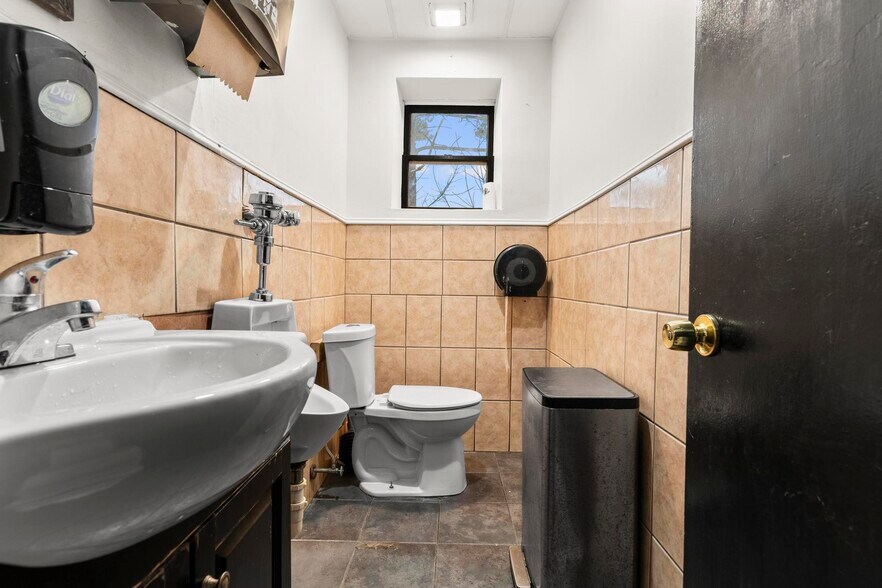 More Photos Of , Norwalk Unknown For Sale