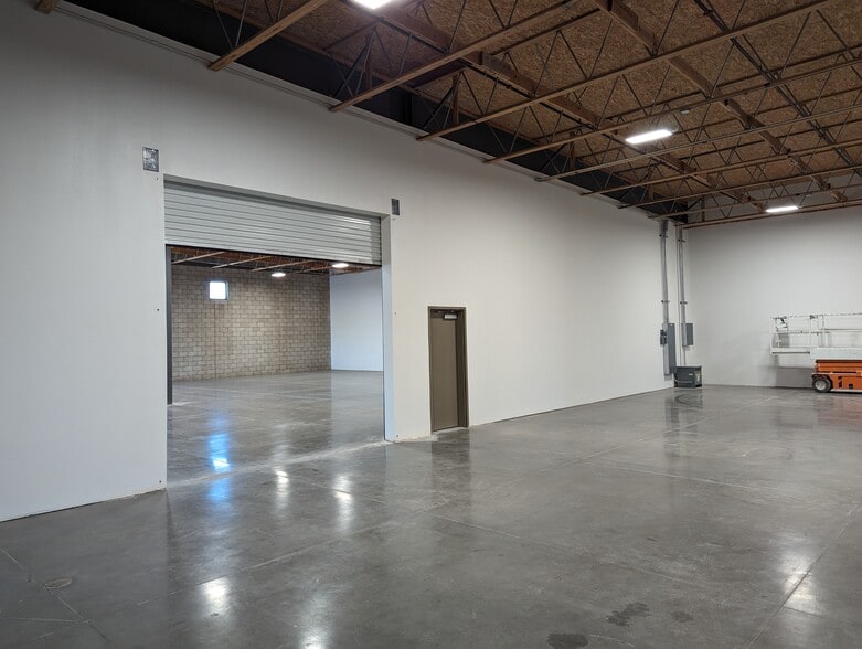 More Photos Of 6906-6936 McCutchen Rd, Bakersfield Unknown For Lease